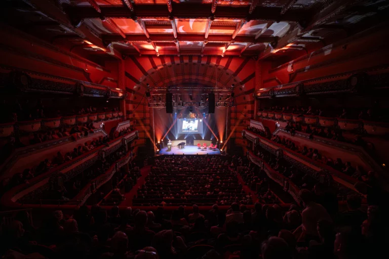 Accueil-FIFCL-Festival-International-du-Film-de-Comedie-de-Liege-10-ans-daventure-1-1